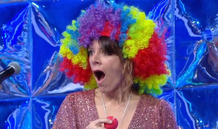 N'oubliez pas les paroles : Magali Ripoll impressionnée par le talent improbable de la maestro Léa