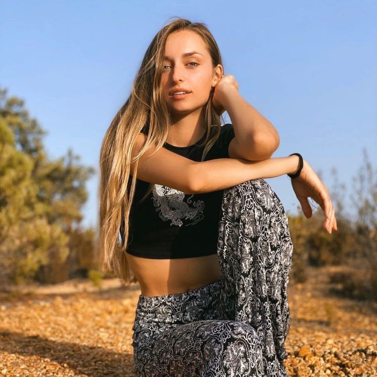 gallerie-stars-harcelement-scolaire-emma-smet