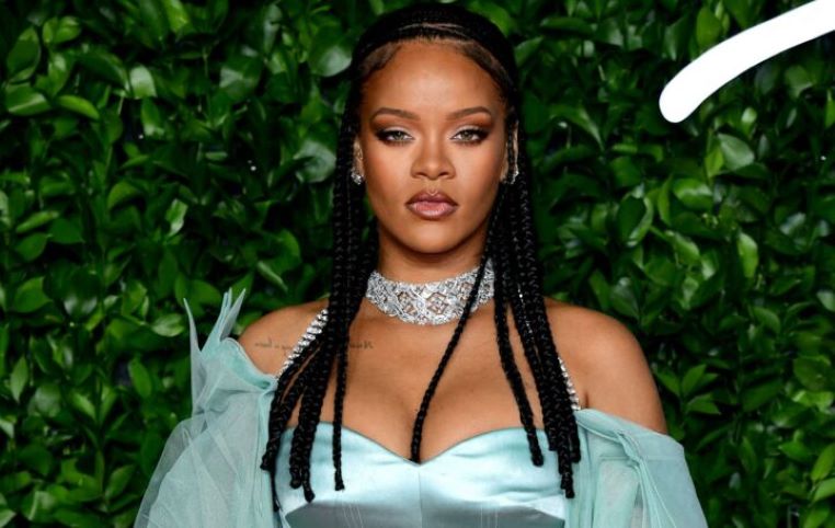gallerie-stars-harcelement-scolaire-rihanna