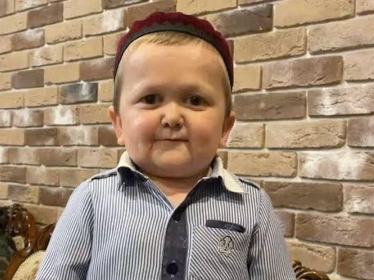 Hasbulla Magomedov quel âge a vraiment la star de TikTok qui