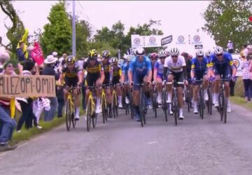 chute pancarte tour de france