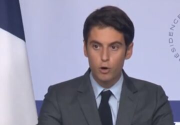 Gabriel Attal prévient : "C'est soit la vaccination générale, soit un tsunami viral"