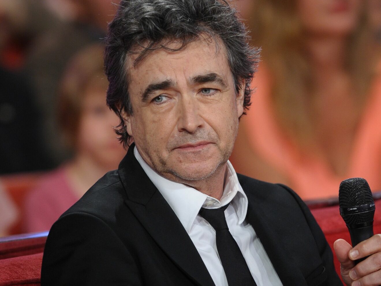 « Je l'ai vu jouer une pauvre gamine au poker » : quand Jean-Louis Murat chargeait Patrick Bruel bien avant les plaintes