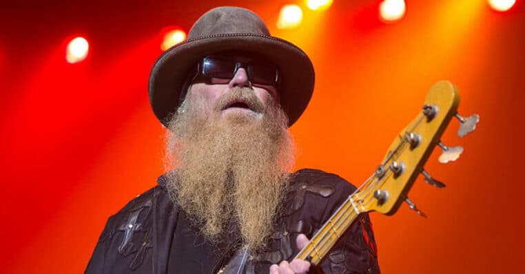 dusty hill musicien