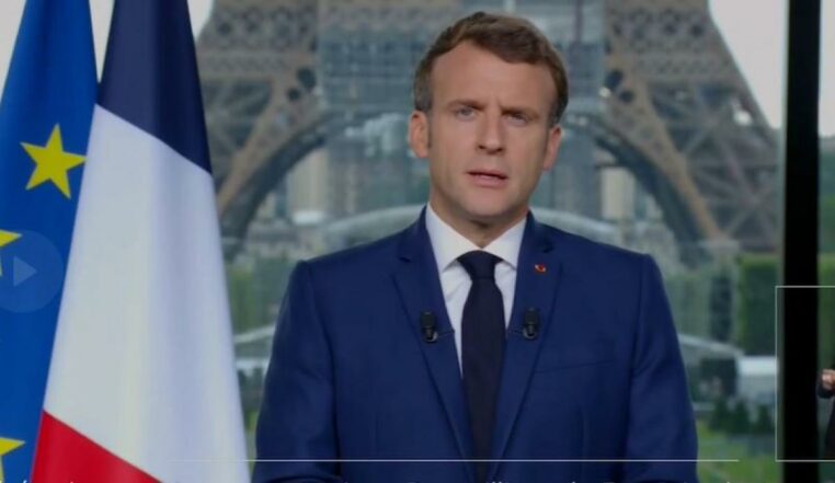 Emmanuel Macron annonce le dispositif "Revenu d'engagement pour les jeunes"