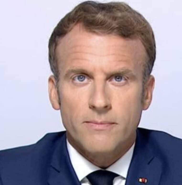 Emmanuel Macron face à Édouard Philippe