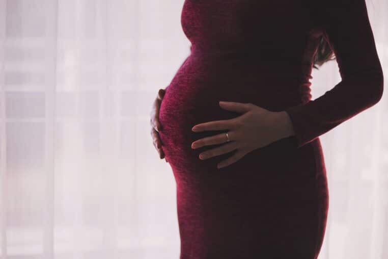 Trois femmes enceintes infectées par la Covid-19 hospitalisées cette semaine en réanimation