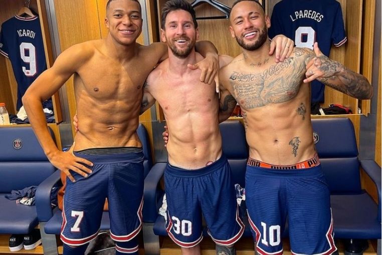 photo du short de Messi Neymar et Mbappé