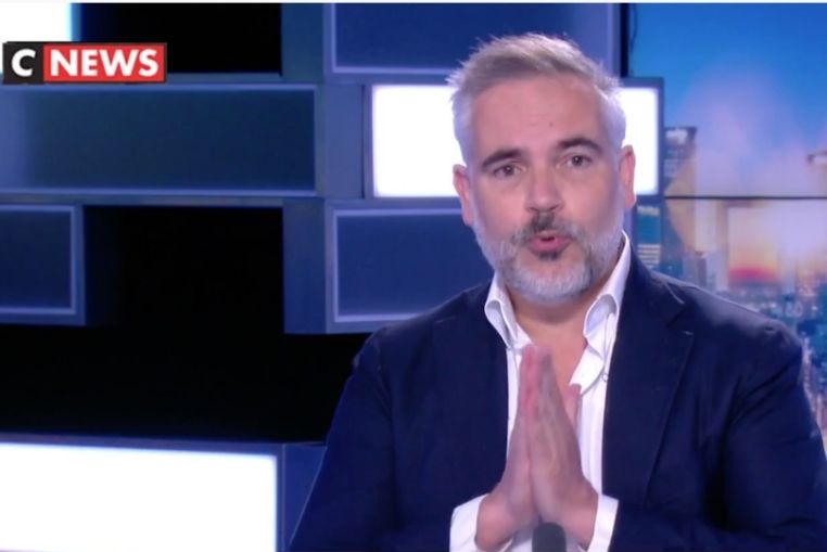 Remarques sexistes sur Cnews