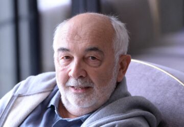 Gérard Jugnot : il fait une sortie remarquée avec sa jeune épouse Patricia de 30 ans sa cadette