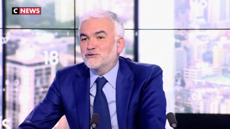 Pascal Praud rend hommage à Bernard Tapie : "il n'était pas fait du même bois que les autres hommes"