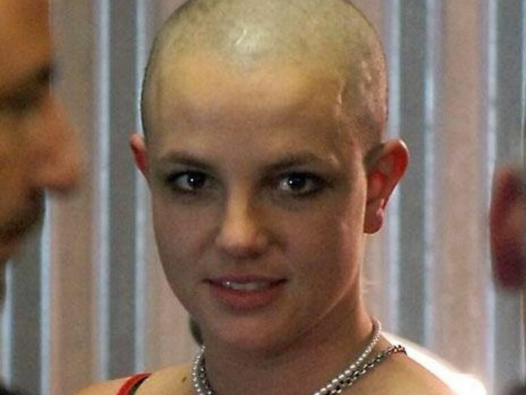 britney spears rasée