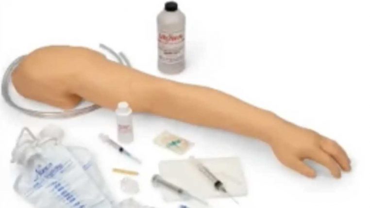 prothèse faux bras anti vaccin