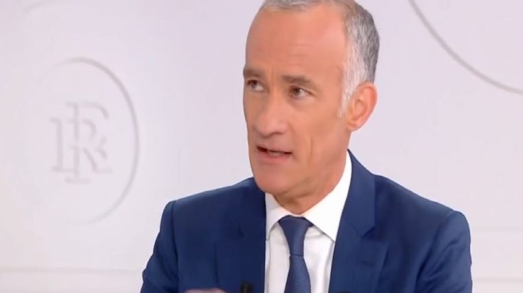 Emmanuel Macron : Gilles Bouleau commet une énorme bourde en direct !