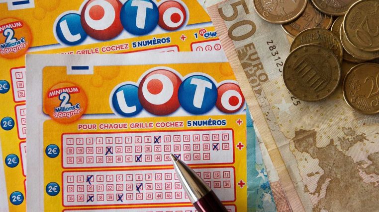 il gagne 20 fois le gros lot au loto en jouant 20 billets