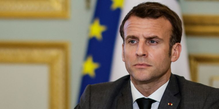 emmanuel macron secret defense conseils defense