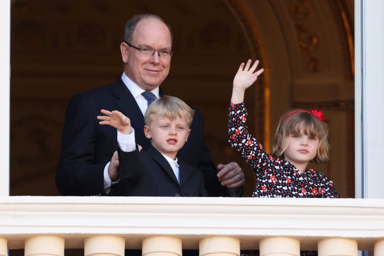 Albert II et les jumeaux devront malheureusement passer Noël sans la princesse Charlène de Monaco...