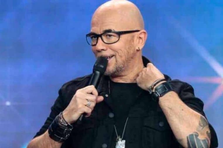 Rien ne va pour Pascal Obispo : Cette annonce déroutante de sa compagne sur Instagram