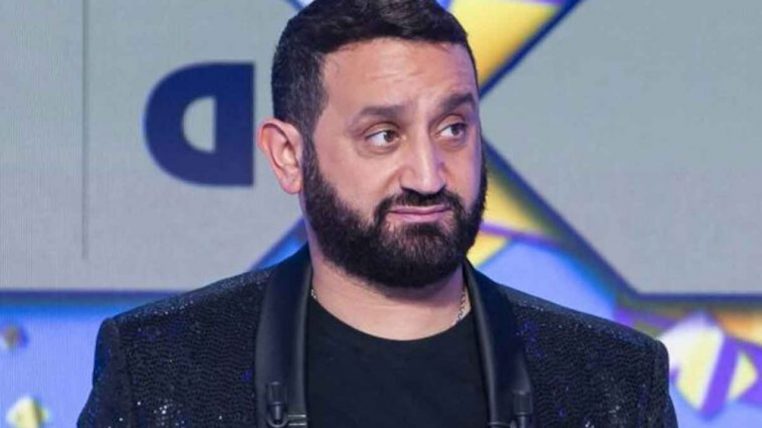 cyril hanouna françois hollande