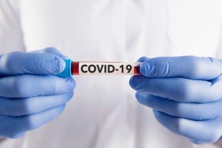 variant Omicron fin covid
