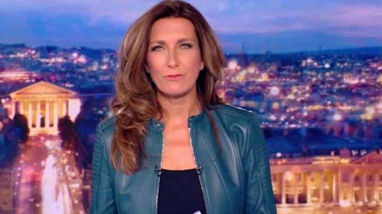La journaliste de TF1 Anne-Claire Coudray pris en flagrant délit de mensonge sur les vaccins Covid ! Les internautes ne décolèrent pas ! 
