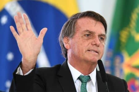 president bresilien Jair Bolsonaro hospitalise en urgence