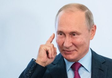 Vladimir Poutine en pleine crise de paranoïa ? Le président Russe serait-il devenu complétement fou ?