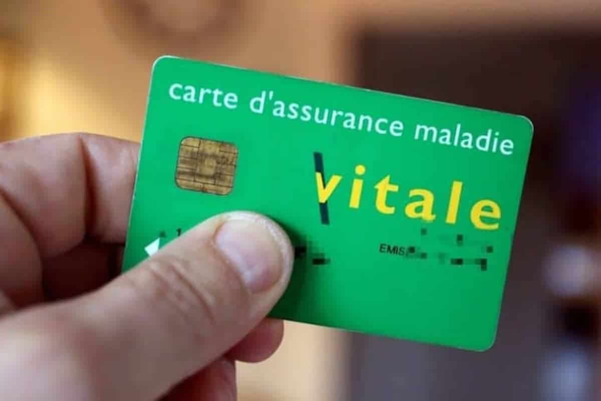 Faux SMS de l'Assurance maladie : un couple arnaqué de 3000 euros