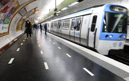 pass navigo metro