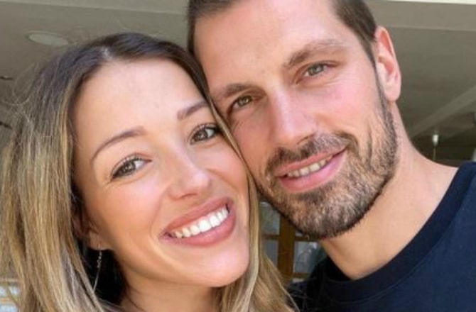 Camille Soldidaa et Morgan Schneiderlin