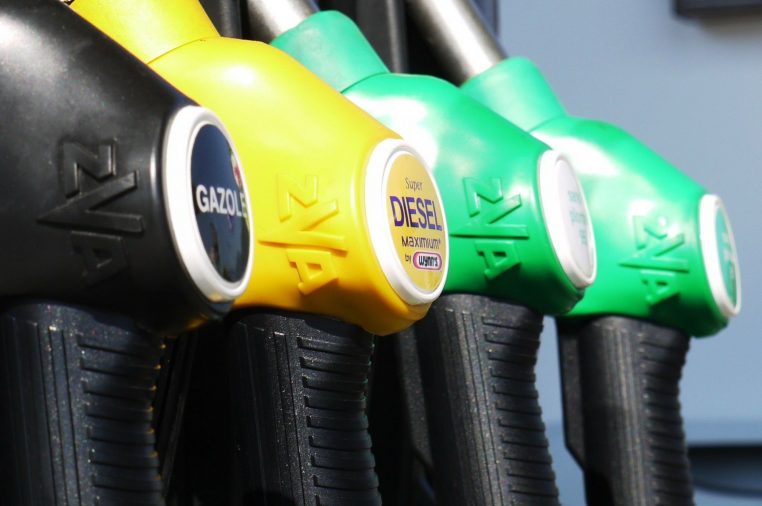 Crise pétrolière le prix du litre va-t-il vraiment dépasser 3€ 
