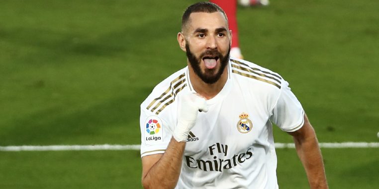 Karim Benzema au volant d'une McLaren a plus de 270km/h !