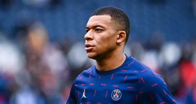 Kylian Mbappé fausse rumeur Barcelone