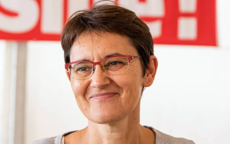 Nathalie Arthaud taille