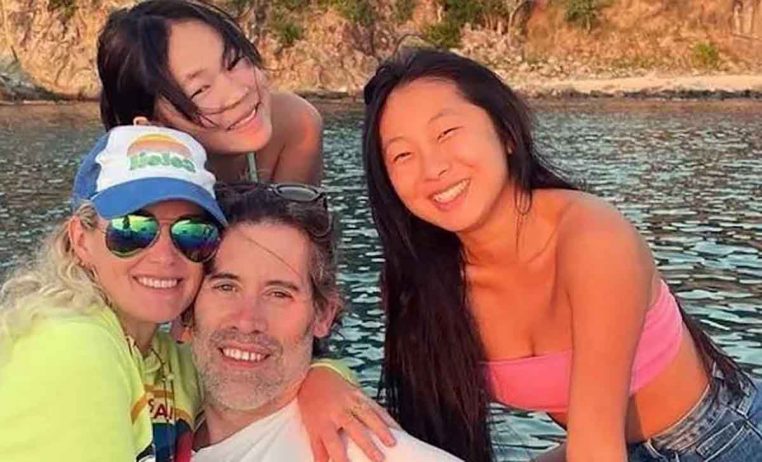 Laeticia Hallyday, Jade et Joy Hallyday et Jalil Lespert