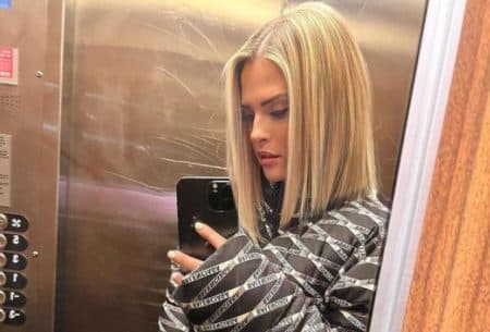 Ludivine Rétory agacée par la beauté de Kelly Vedovelli sur Instagram