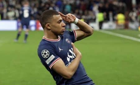 Mbappé quitte PSG