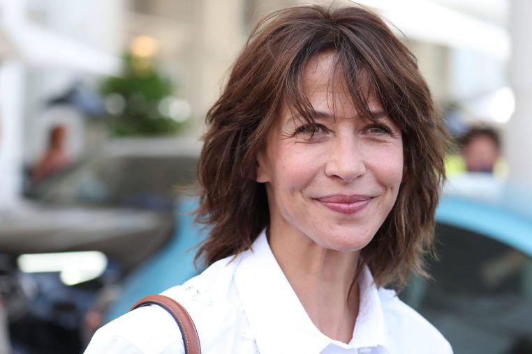 sophie marceau demande photo physique