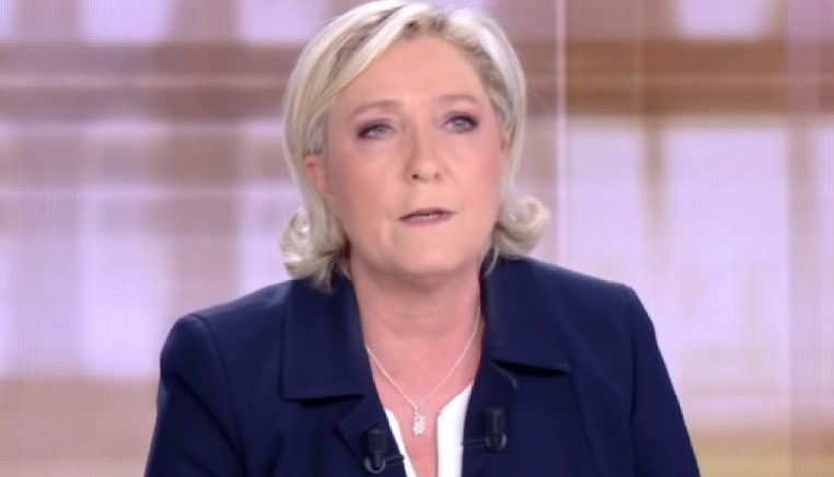 Marine Le Pen est accusée d'avoir détourné 620 000€ d’argent public