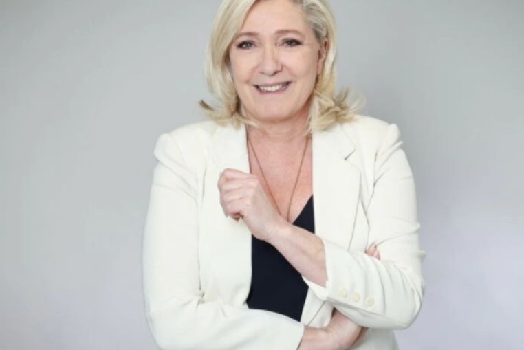 Marine Le Pen présidente sondage 1017 2022 Macron