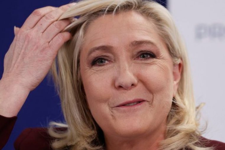 Marine Le Pen présidente sondage 1017 2022 Macron