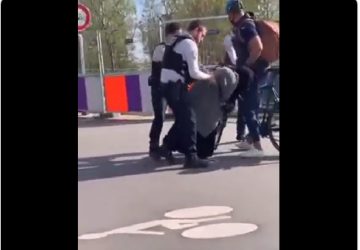 Vidéo : L'avocat des deux jeunes femmes voilées frappées par la police a annoncé qu'elles portaient plainte