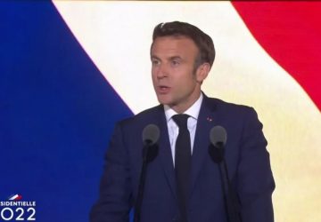 a poil cris discours victoire presidentielle 2022 Emmanuel Macron