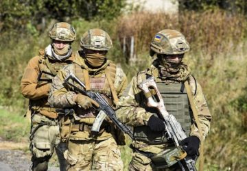 attaque ukrenienne sol russe soldats