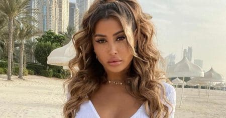 oceane el himer seins nus