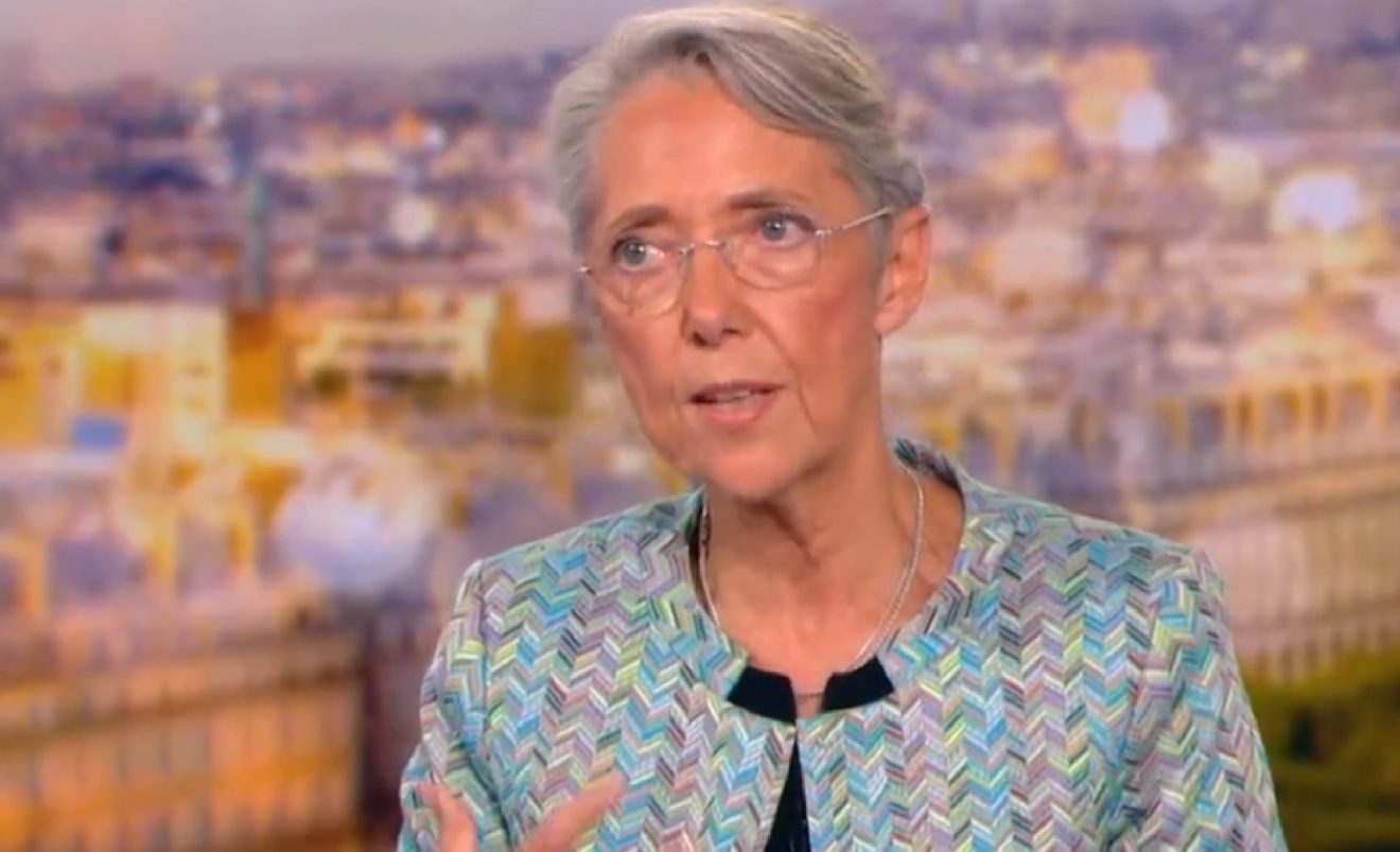 Anne-Claire Coudray ne fait pas de cadeau à Elisabeth Borne ! "Vous n'êtes pas à proprement parler une politique"
