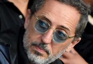 Gad Elmaleh apparait sur Instagram dans une tenue qui a vivement fait réagir les internautes !