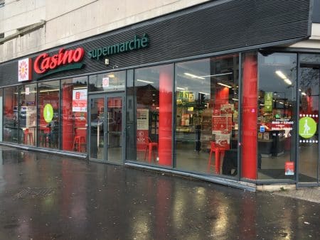 Les magasins Casino vont être partagé entre plusieurs groupe. Auchan, Carrefour et Intermarché