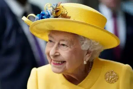 elisabeth II deconnectée