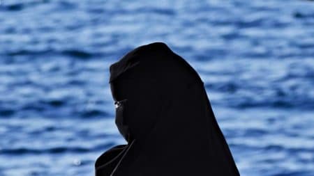 talibans-retour-burqa-public-femmes-obligatioin-afghanistan